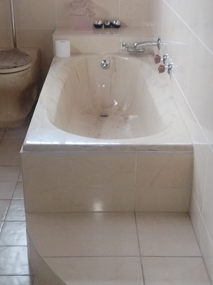 To Let 3 Bedroom Property for Rent in Montana Western Cape